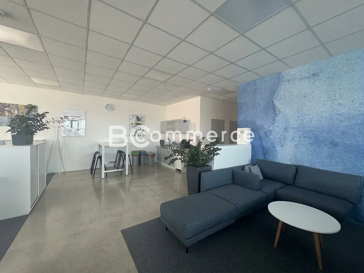 Pronájem kanceláře 146 m²